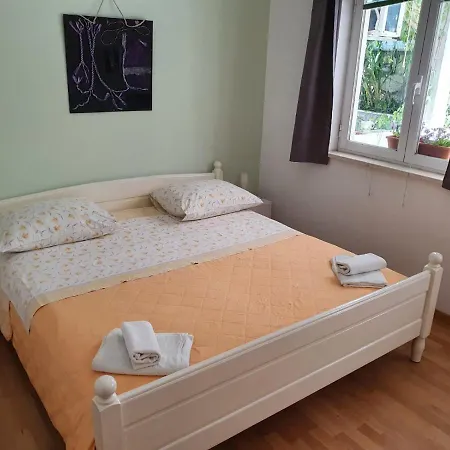 Adriatic Apartamento *