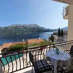 Adriatic Apartman *