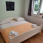 Adriatic Apartman *